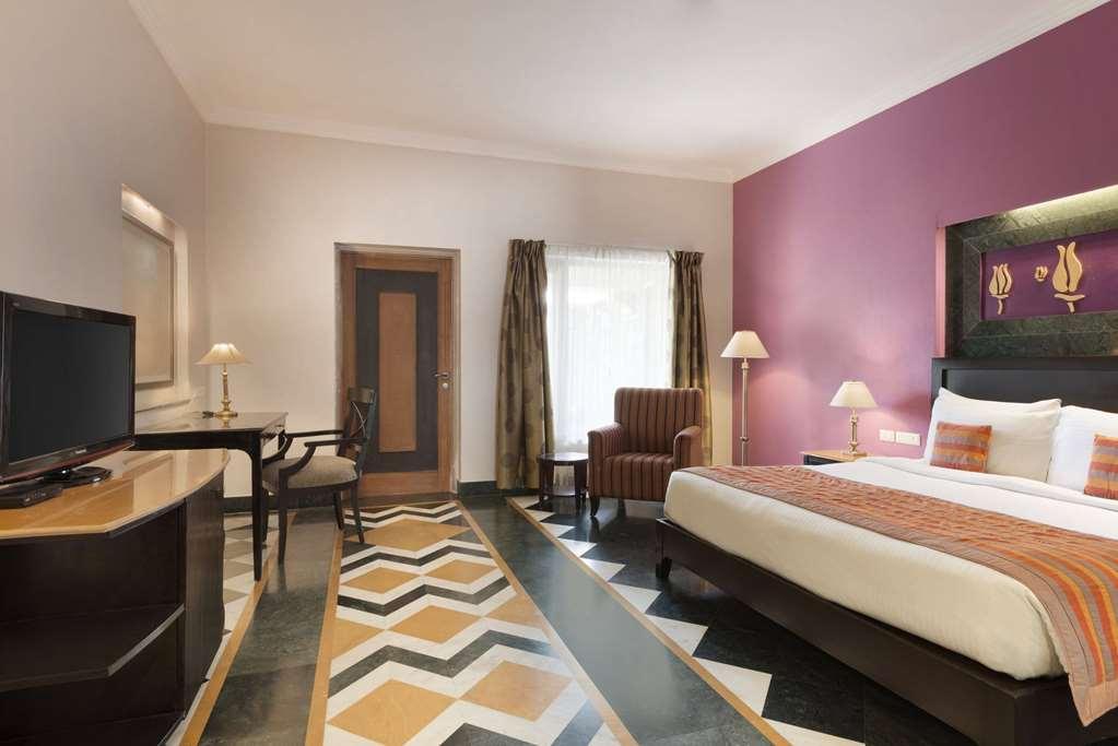 Ramada & Resort 5*